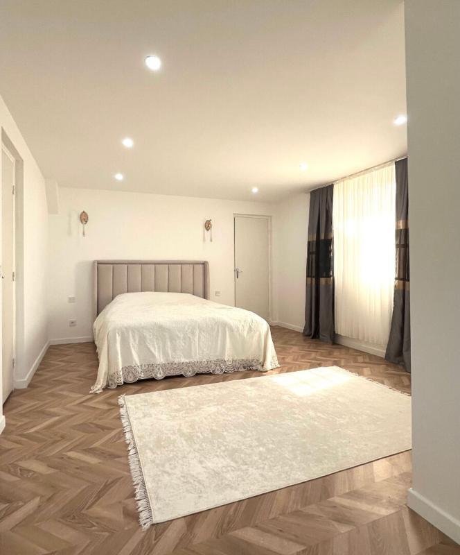 Maison - 135 m² - 4 pièces