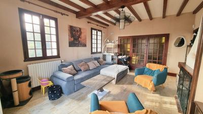 Maison - 186 m² - 6 pièces