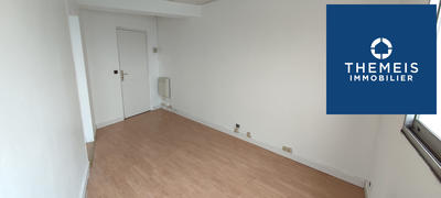 Local commercial - 23 m² - 2 pièces