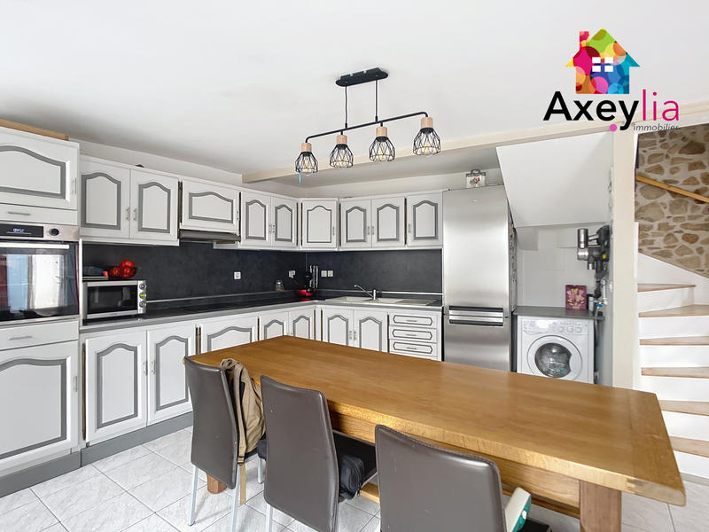 Maison - 158 m² - 7 pièces