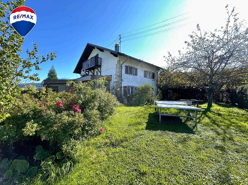 Château - 240 m² - 9 pièces