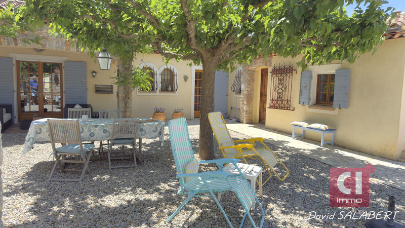 Maison - 170 m² - 6 pièces