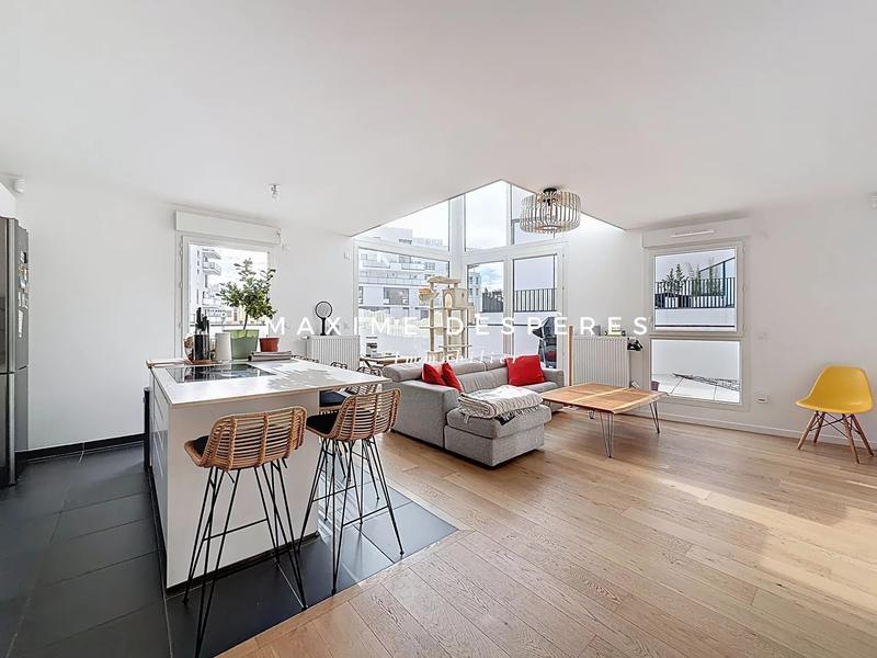 Appartement - 104 m² - 5 pièces