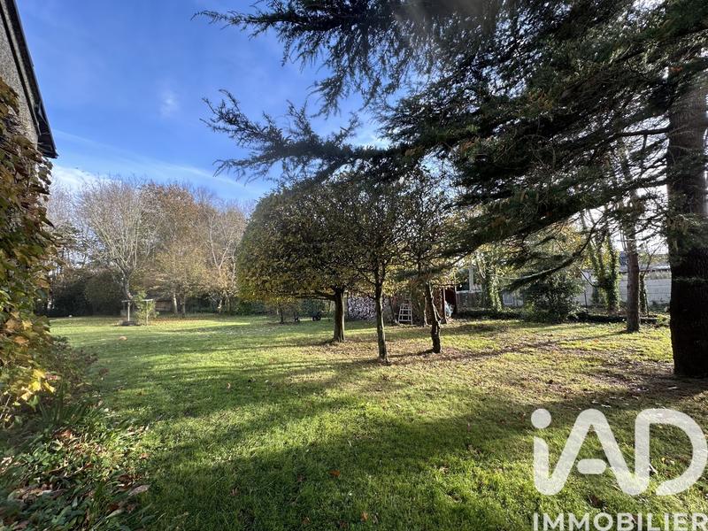 Maison - 268 m² - 9 pièces