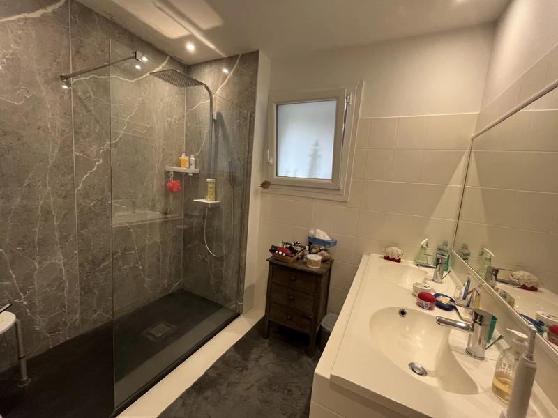 Maison - 203 m² - 7 pièces