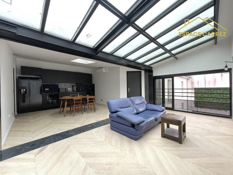 Appartement - 90 m² - 4 pièces