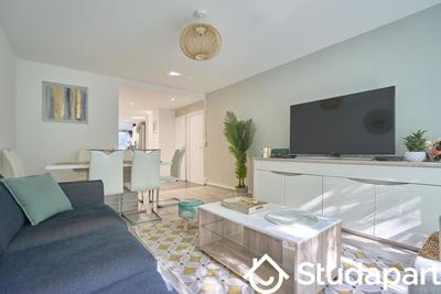 Chambre - 13 m² - 1 pièce