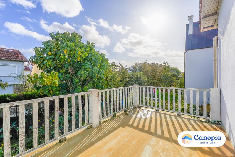 Maison - 93 m² - 5 pièces