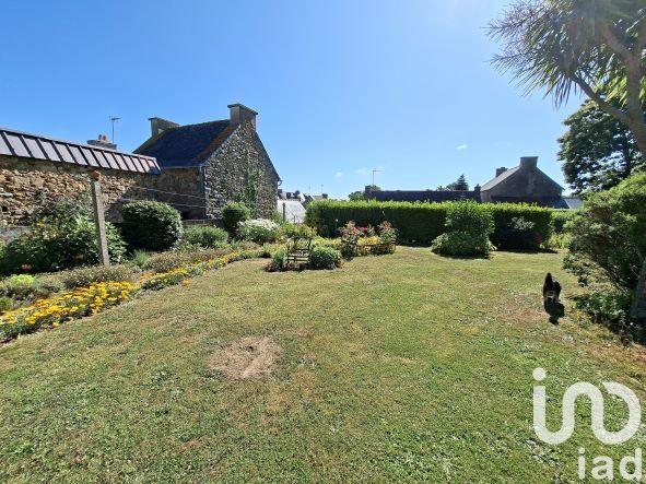 Maison - 320 m² - 11 pièces