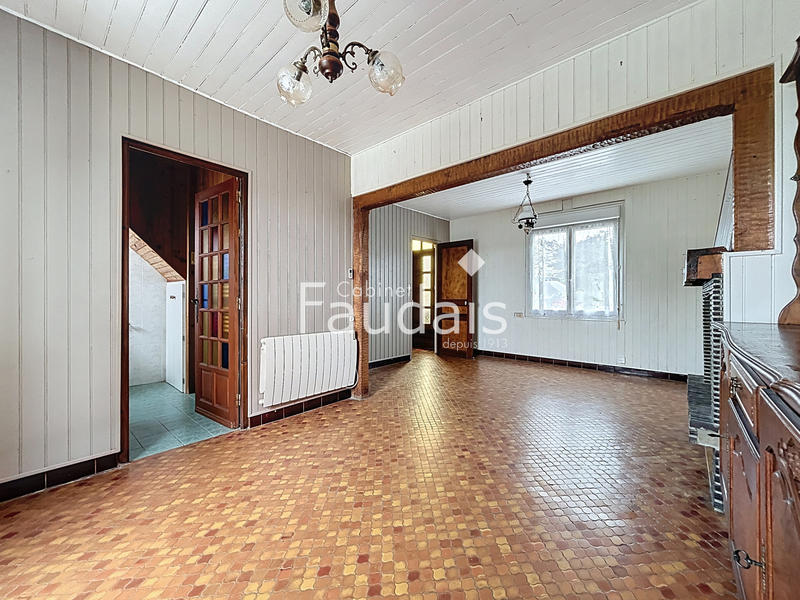 Maison - 111 m² - 6 pièces