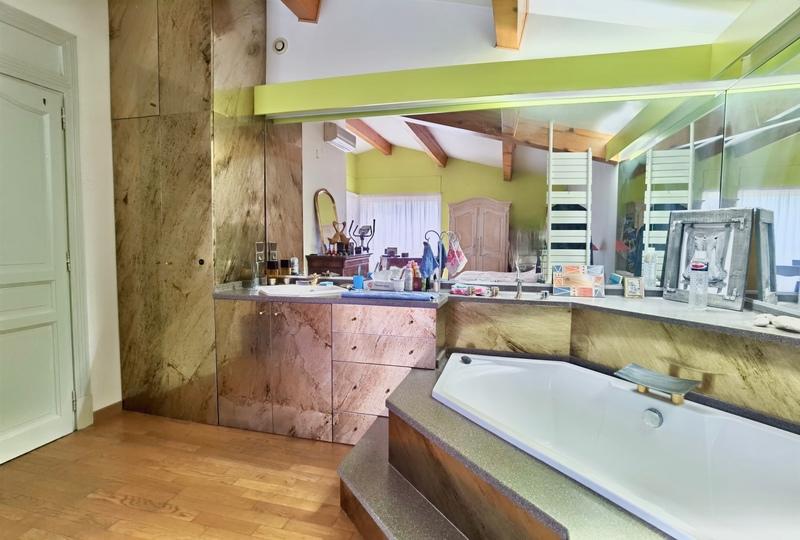 Mas - 175 m² - 7 pièces