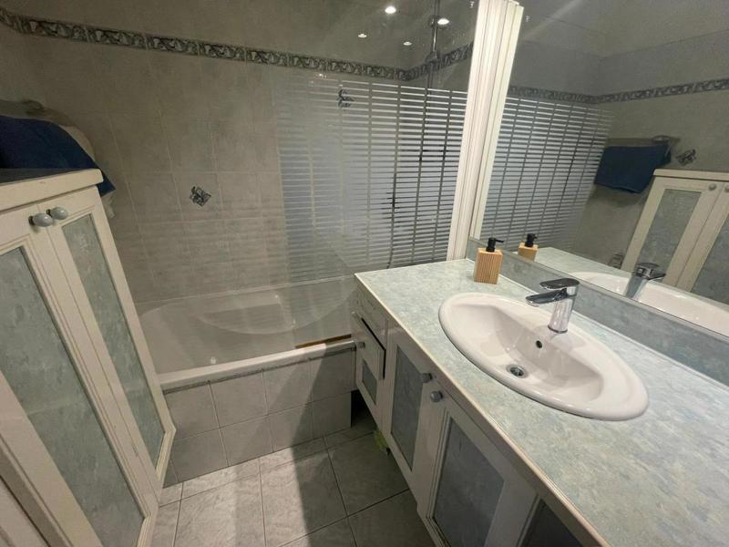 Appartement - 104 m² - 5 pièces