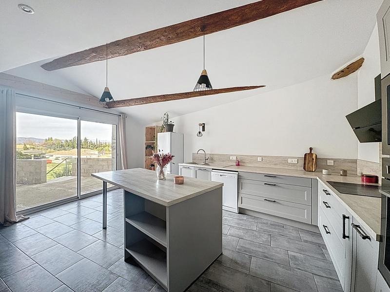 Maison - 160 m² - 6 pièces