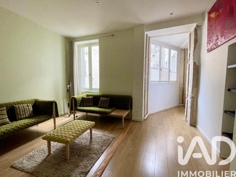 Appartement - 99 m² - 3 pièces