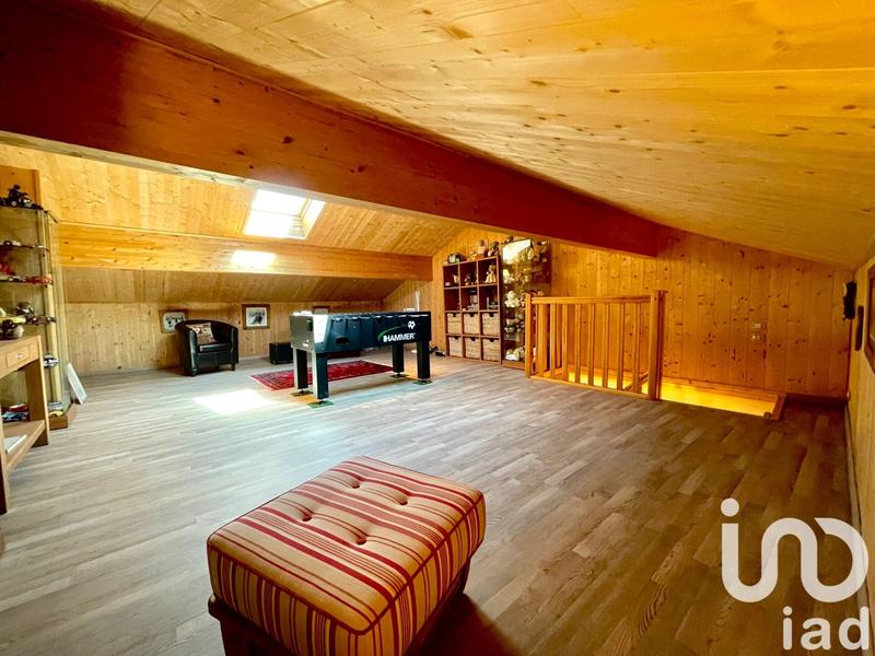 Maison de village - 247 m² - 6 pièces