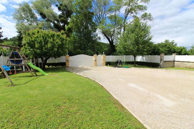 Maison d'architecte - 194 m² - 8 pièces