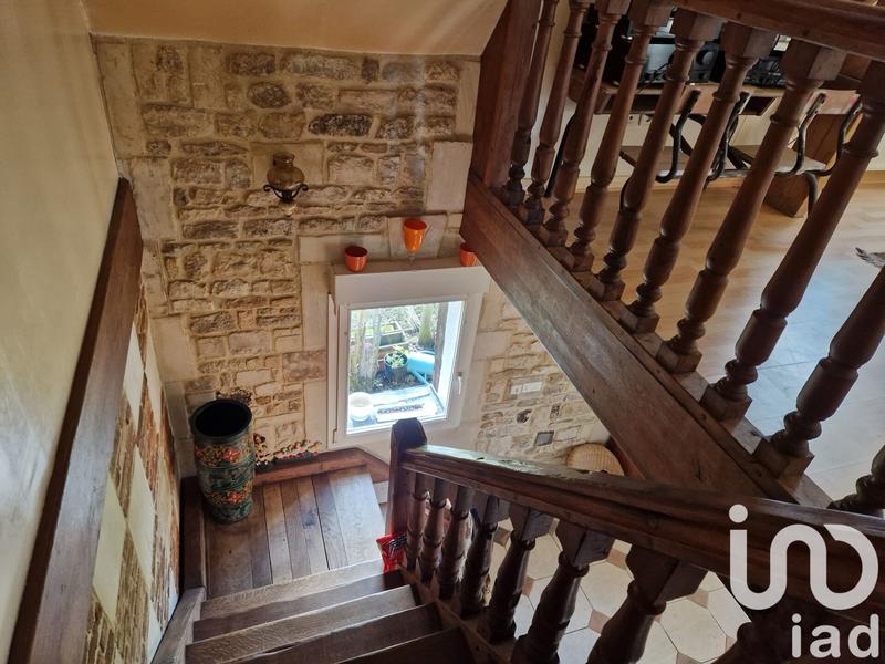 Maison - 183 m² - 9 pièces