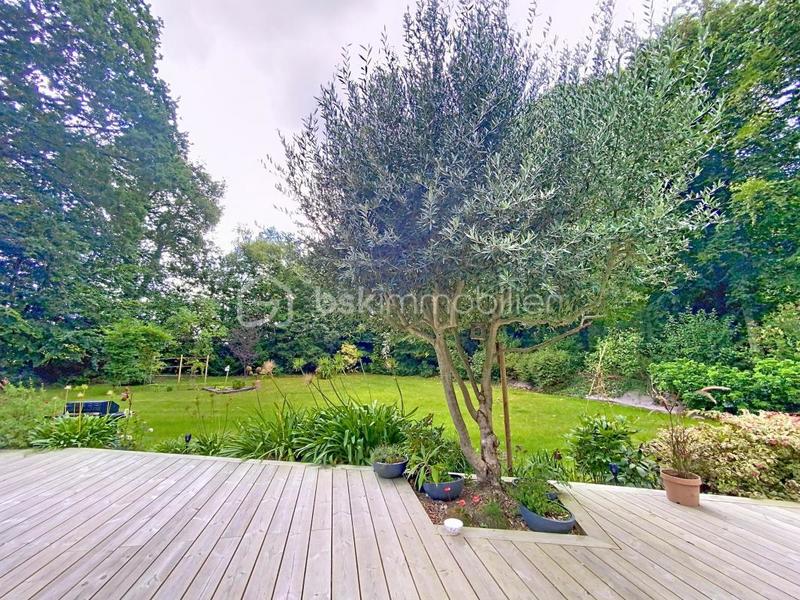 Maison d'architecte - 240 m² - 6 pièces