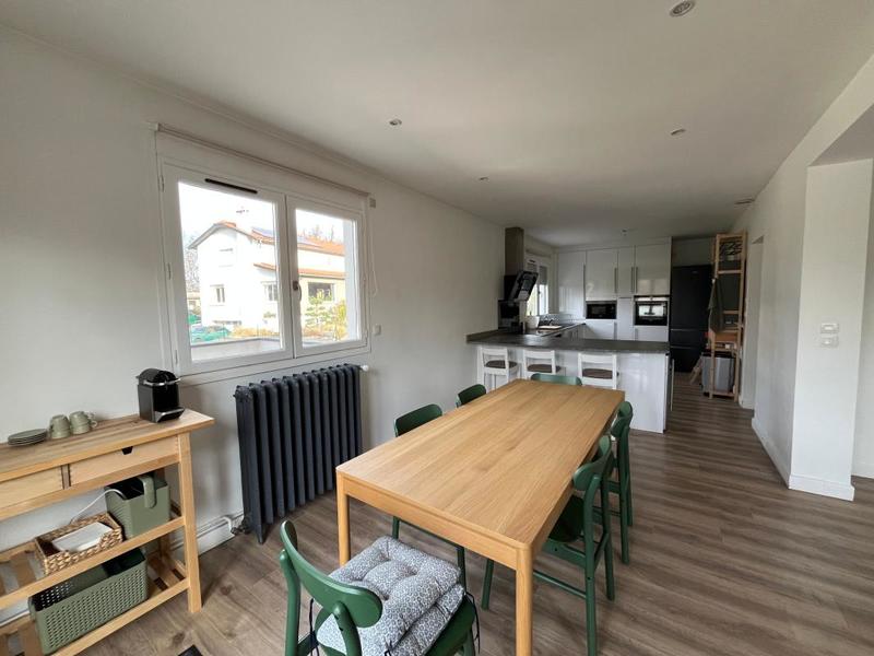 Maison - 161 m² - 6 pièces