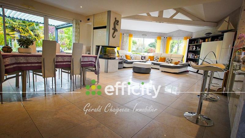 Maison - 177 m² - 6 pièces