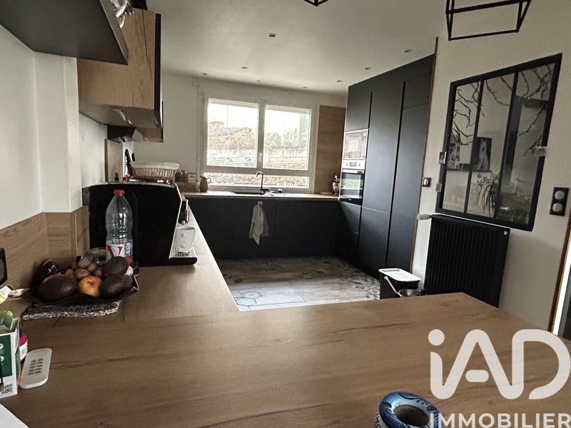 Maison - 135 m² - 5 pièces