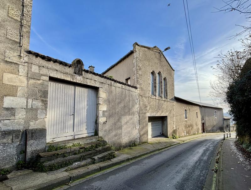 Maison ancienne - 506 m² - 20 pièces