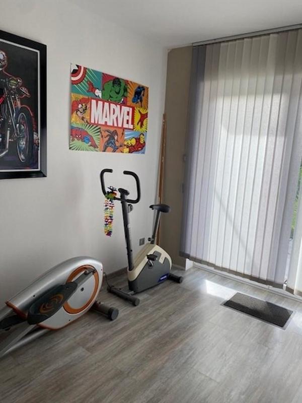 Maison - 96 m² - 5 pièces