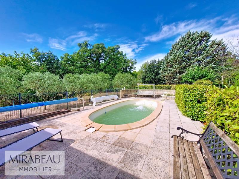 Villa - 96 m² - 5 pièces