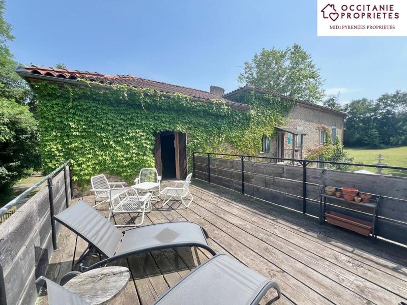 Maison de maîtres - 585 m² - 20 pièces