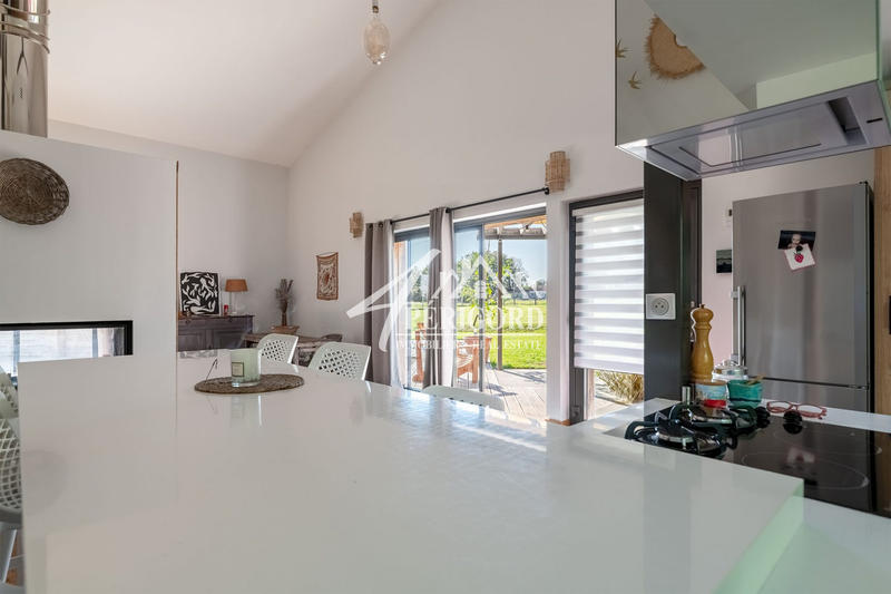 Maison contemporaine - 160 m² - 6 pièces