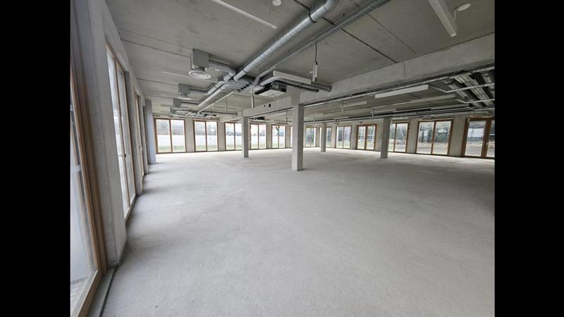 Bureau - 2 654 m² - 12 pièces