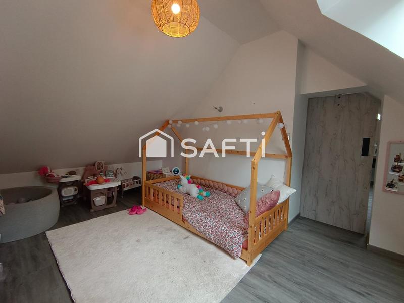 Maison - 91 m² - 6 pièces