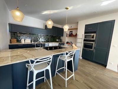 Appartement - 112 m² - 4 pièces