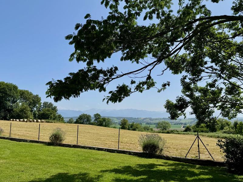 Maison - 210 m² - 6 pièces