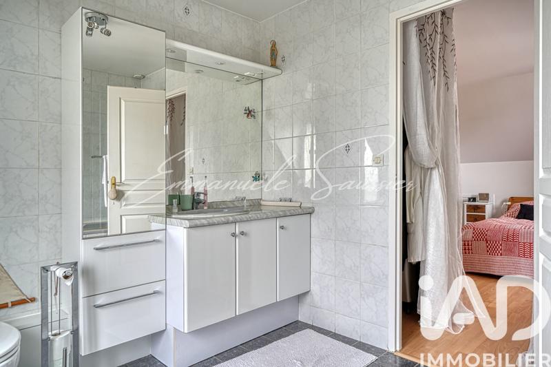 Maison - 137 m² - 6 pièces