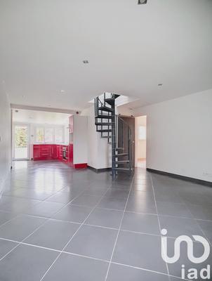 Maison - 66 m² - 4 pièces