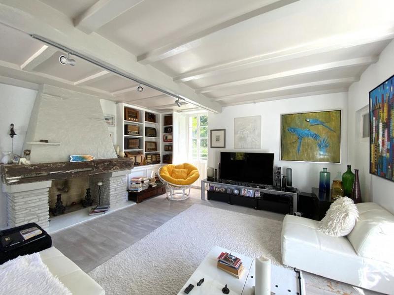 Maison - 524 m² - 15 pièces