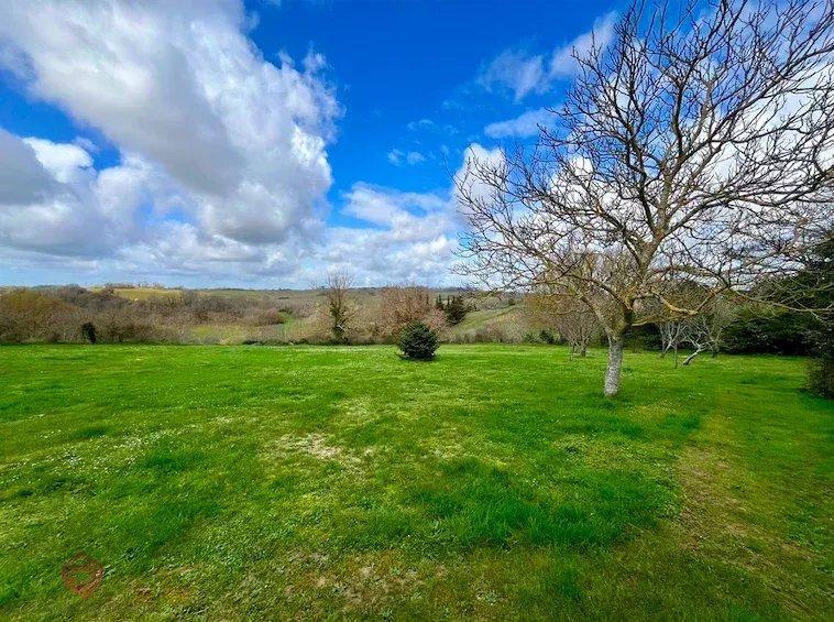 Maison de village - 180 m² - 7 pièces