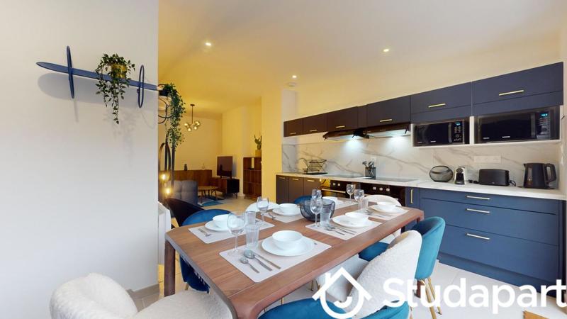 Chambre - 13 m² - 1 pièce