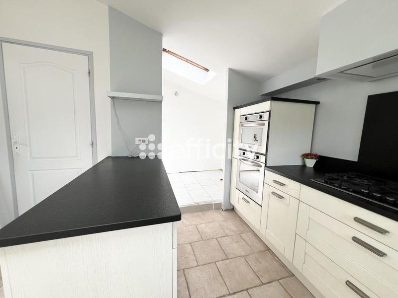 Maison - 88 m² - 5 pièces