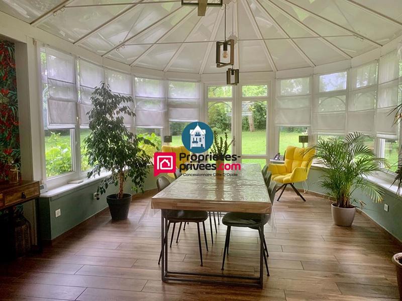 Maison - 316 m² - 12 pièces