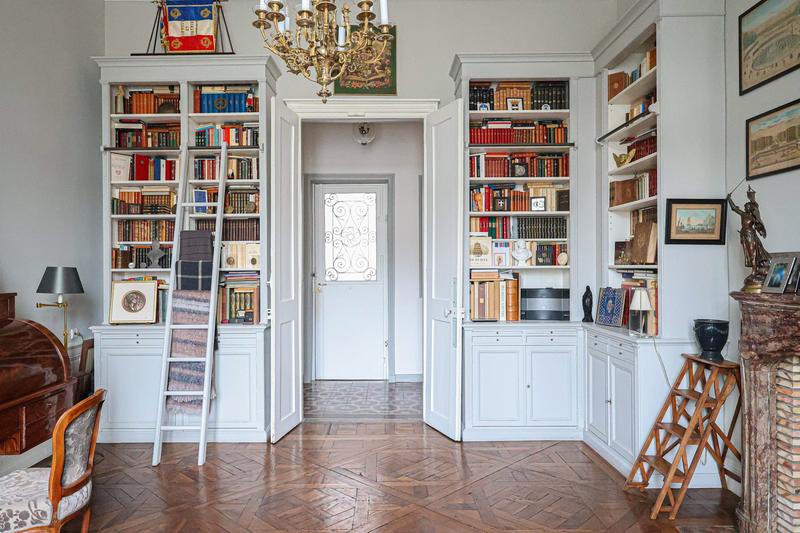 Appartement - 265 m² - 8 pièces