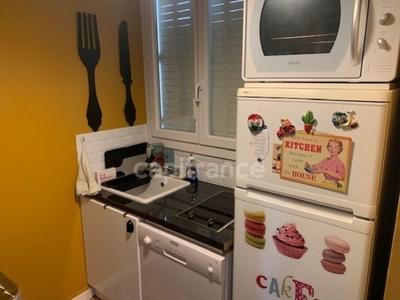 Appartement - 60 m² - 2 pièces