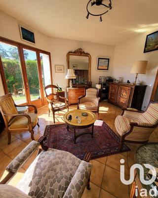 Maison - 200 m² - 10 pièces