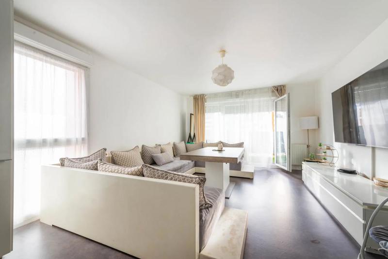 Appartement - 80 m² - 4 pièces