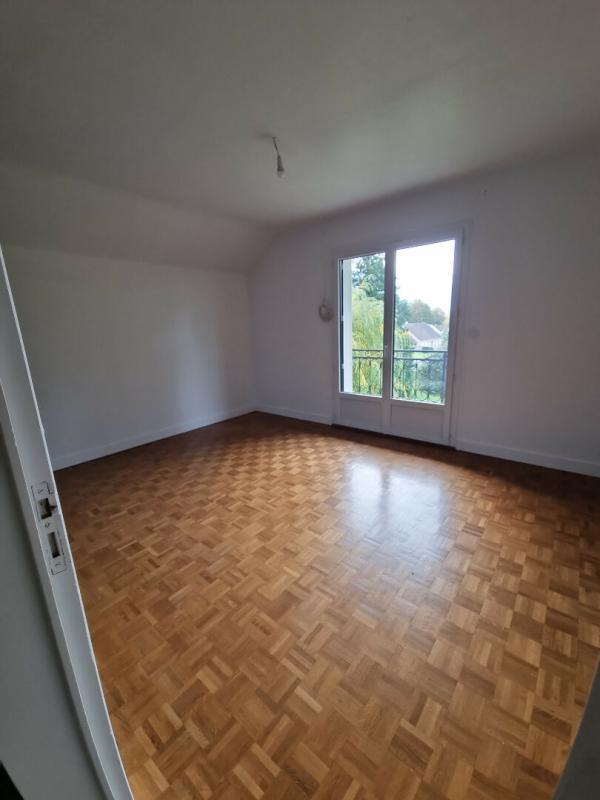 Maison - 151 m² - 7 pièces