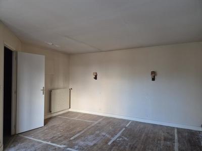 Maison de bourg - 214 m² - 8 pièces