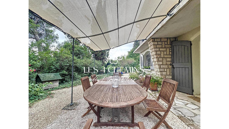 Maison - 185 m² - 7 pièces