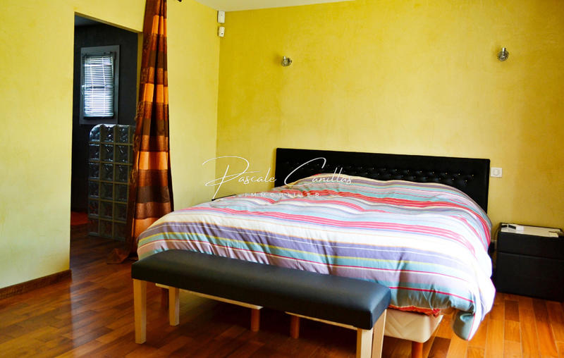 Villa - 216 m² - 7 pièces