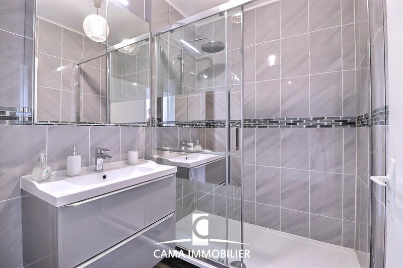 Appartement - 66 m² - 4 pièces